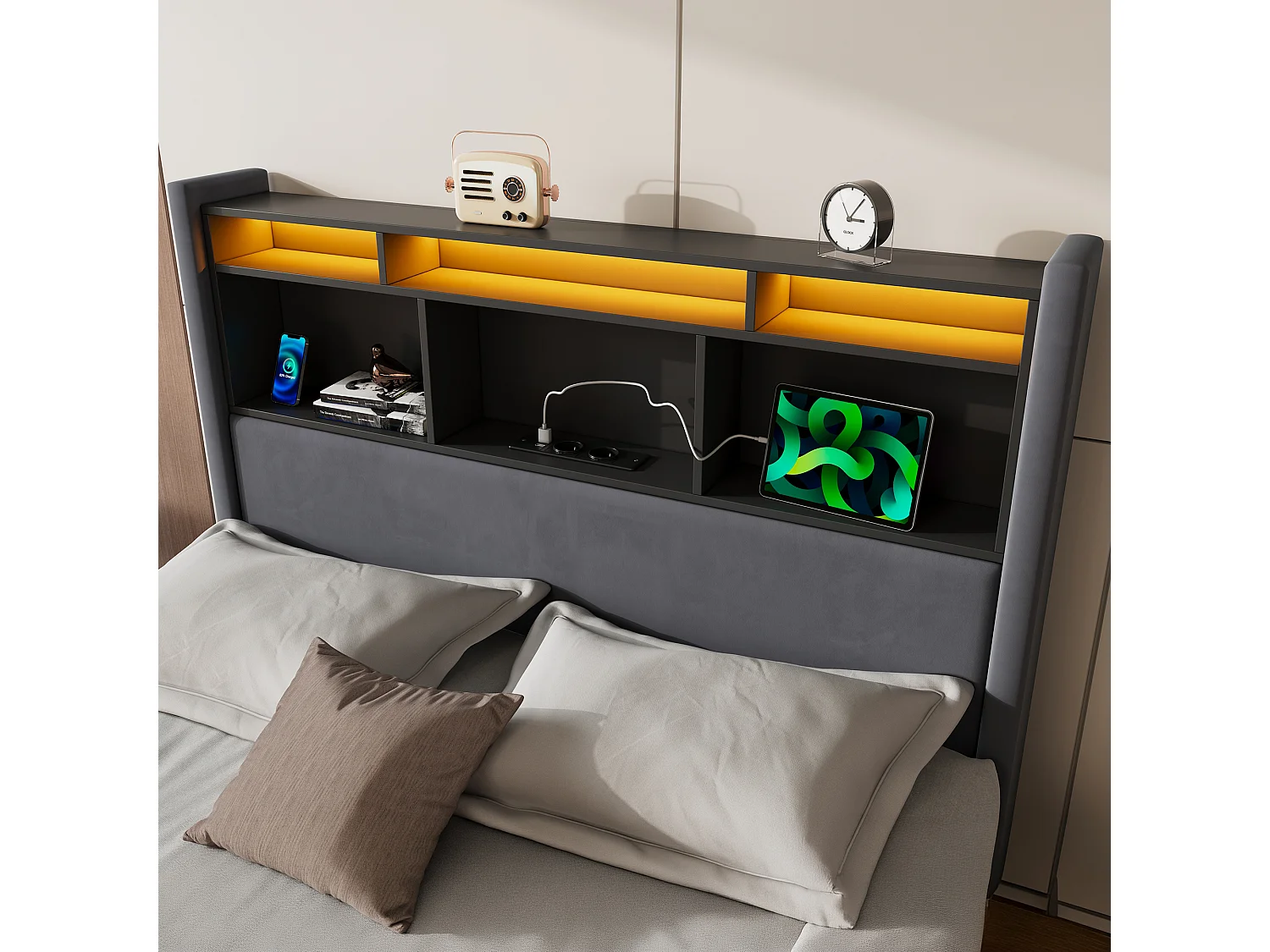 Lit coffre 140x200 cm, lit avec LED, tête de lit avec rangement, en velours gris