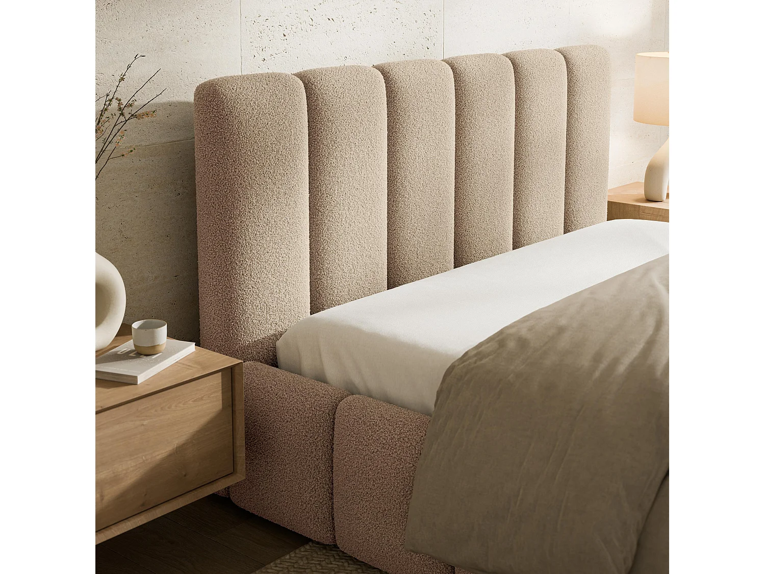 Gestoffeerd bed RANIS 180x200 cm - Bouclé stof - Beige