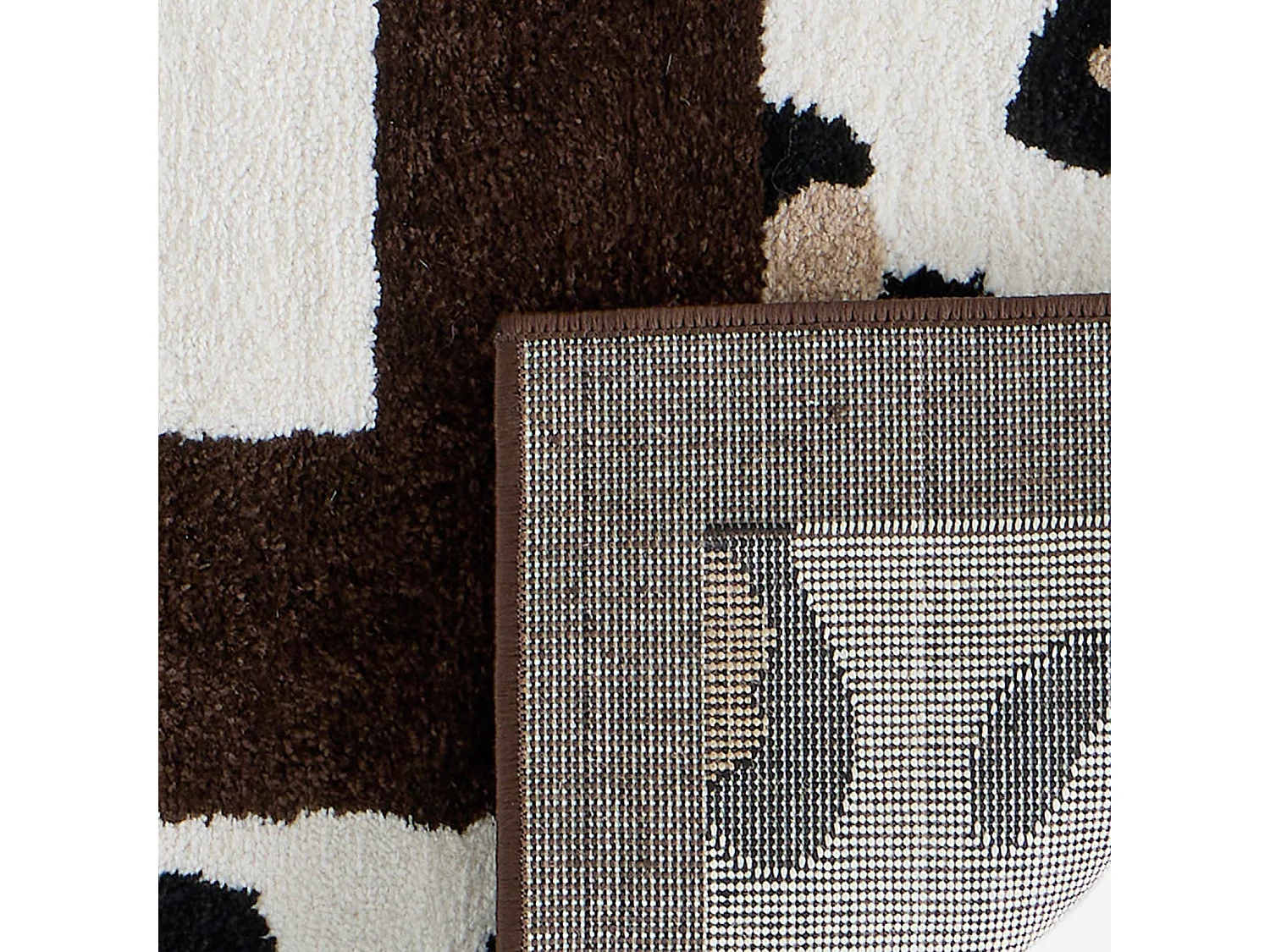 Tapis intérieur motif léopard marron et crème 160x230cm - Yuna