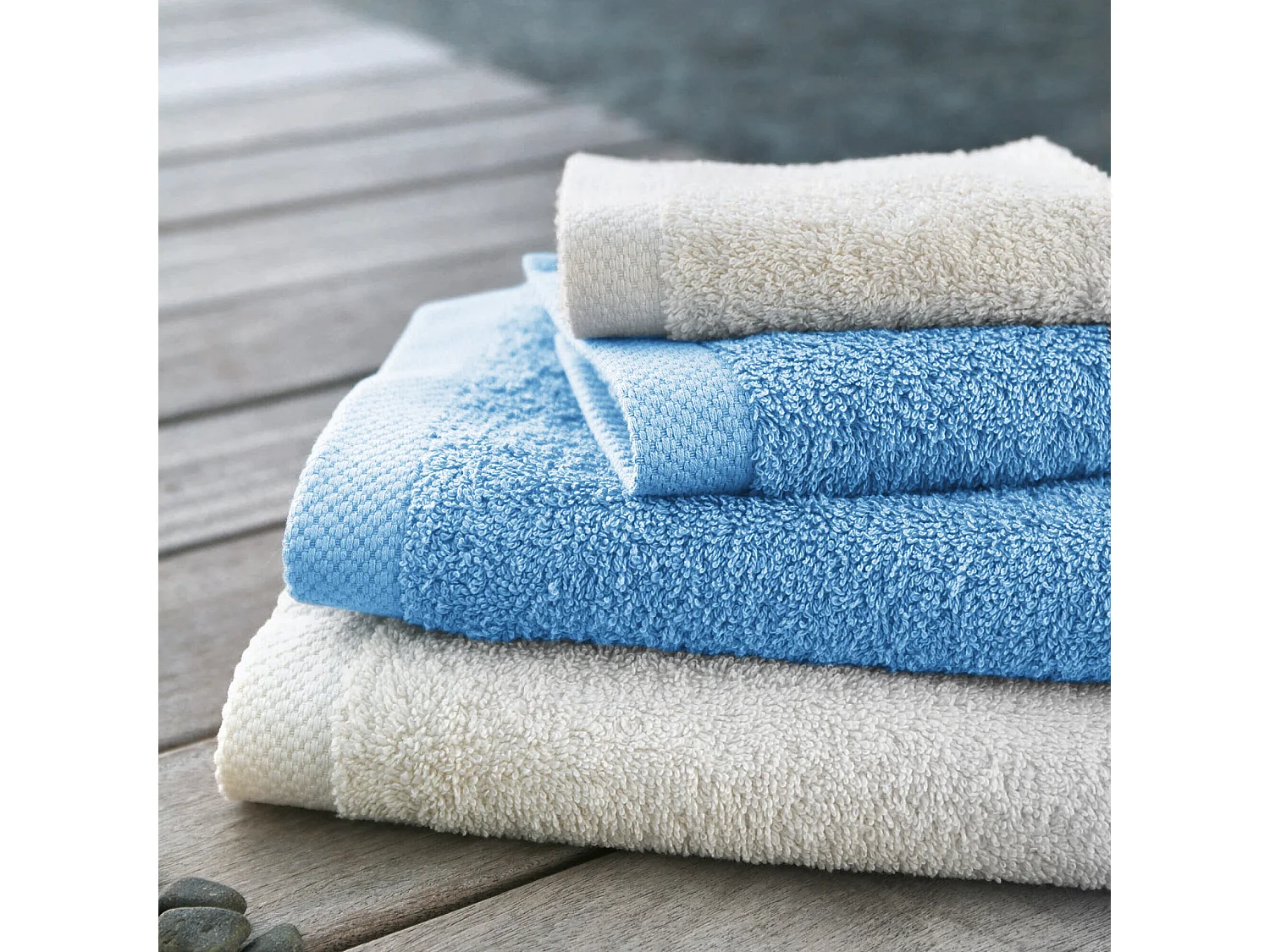 Drap de bain 100x150 cm PURE Bleu Ciel 550 g/m2