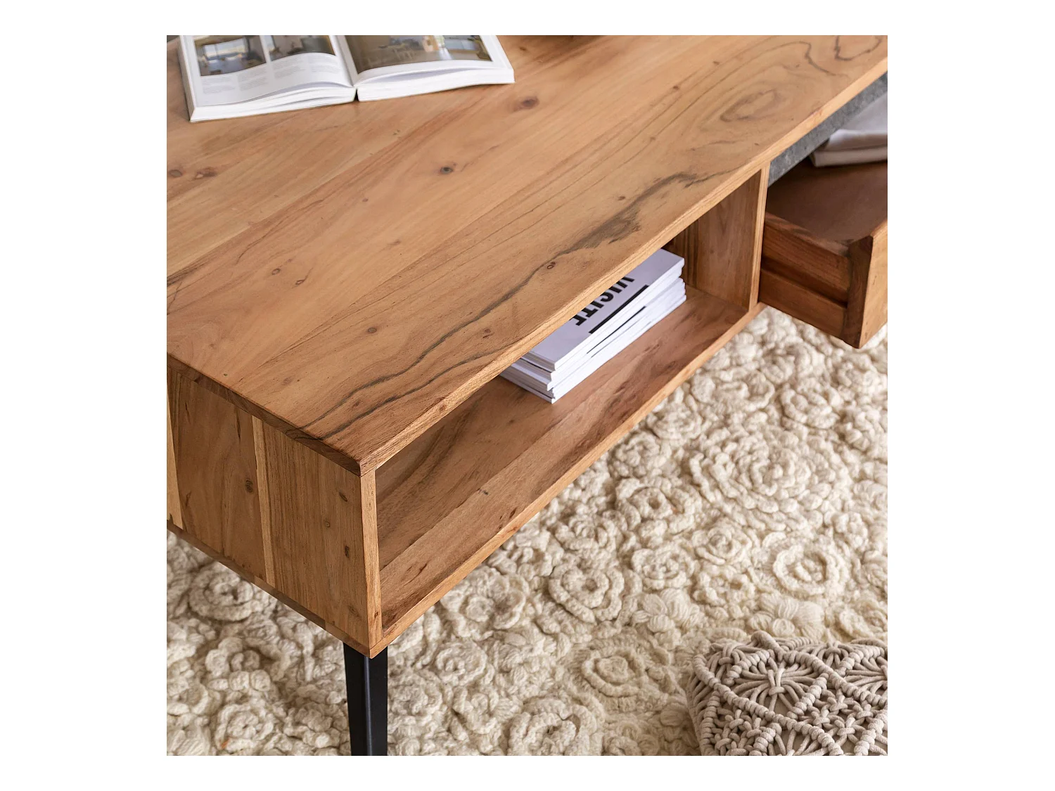 Table basse en bois d'acacia et pierre Yvan