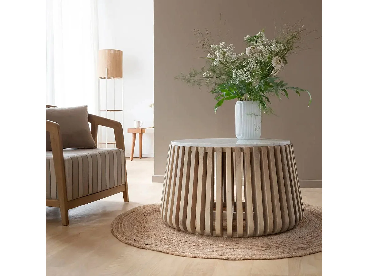 Mesa de centro redonda de madera de mango y mármol blanco Naxos con almacenamiento