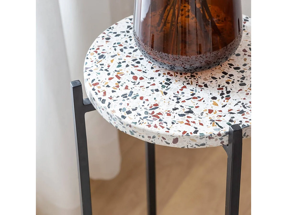 Bout de canapé en terrazzo et métal Paulus