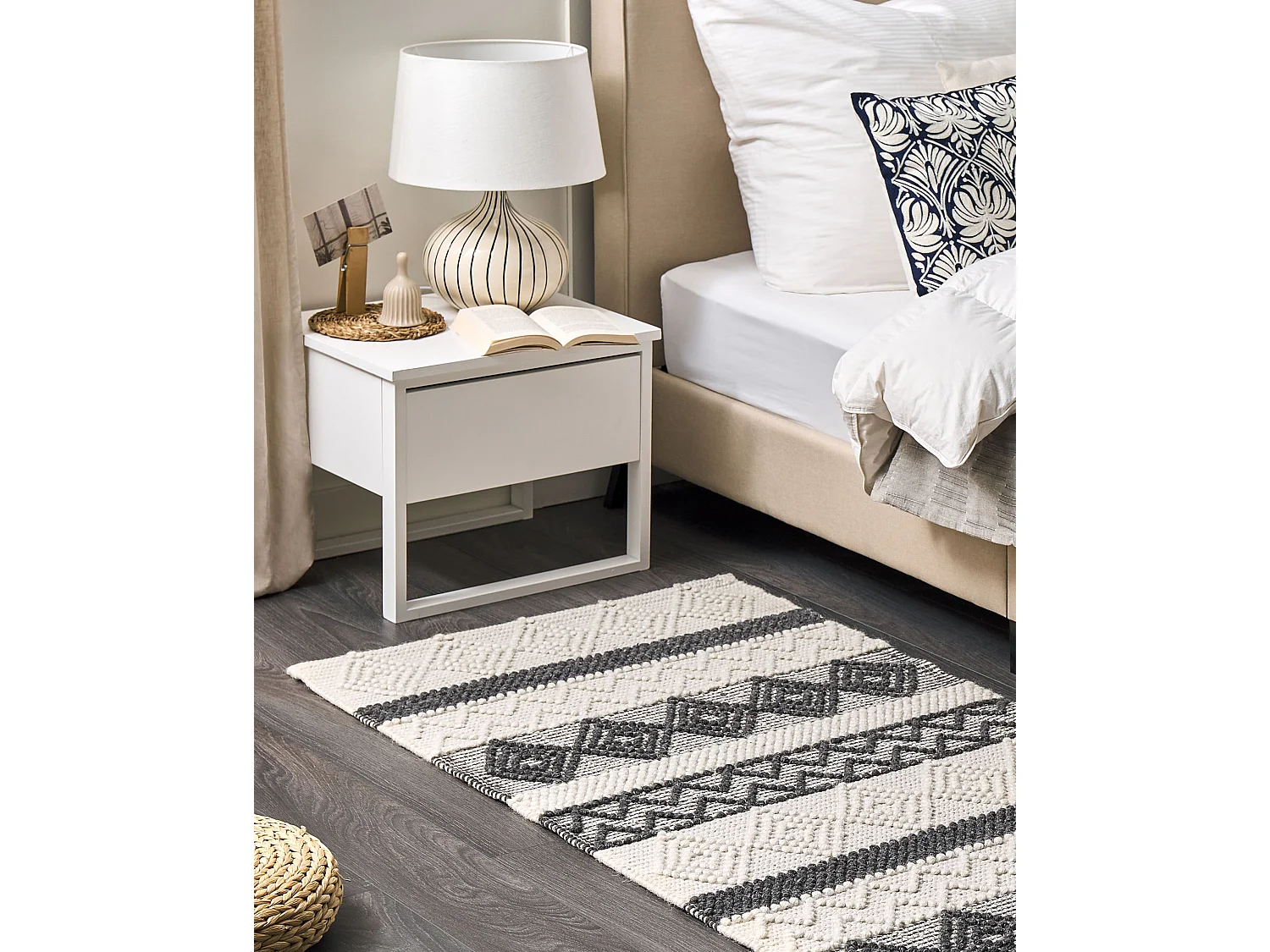 Teppich Wolle beige / grau geometrisches Muster rechteckig 80 x 150 cm Davutlar