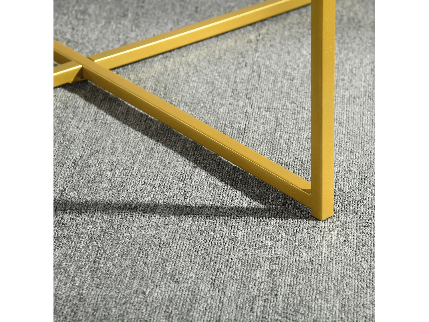 Table basse ronde en verre vert et métal dorée INMA GREEN