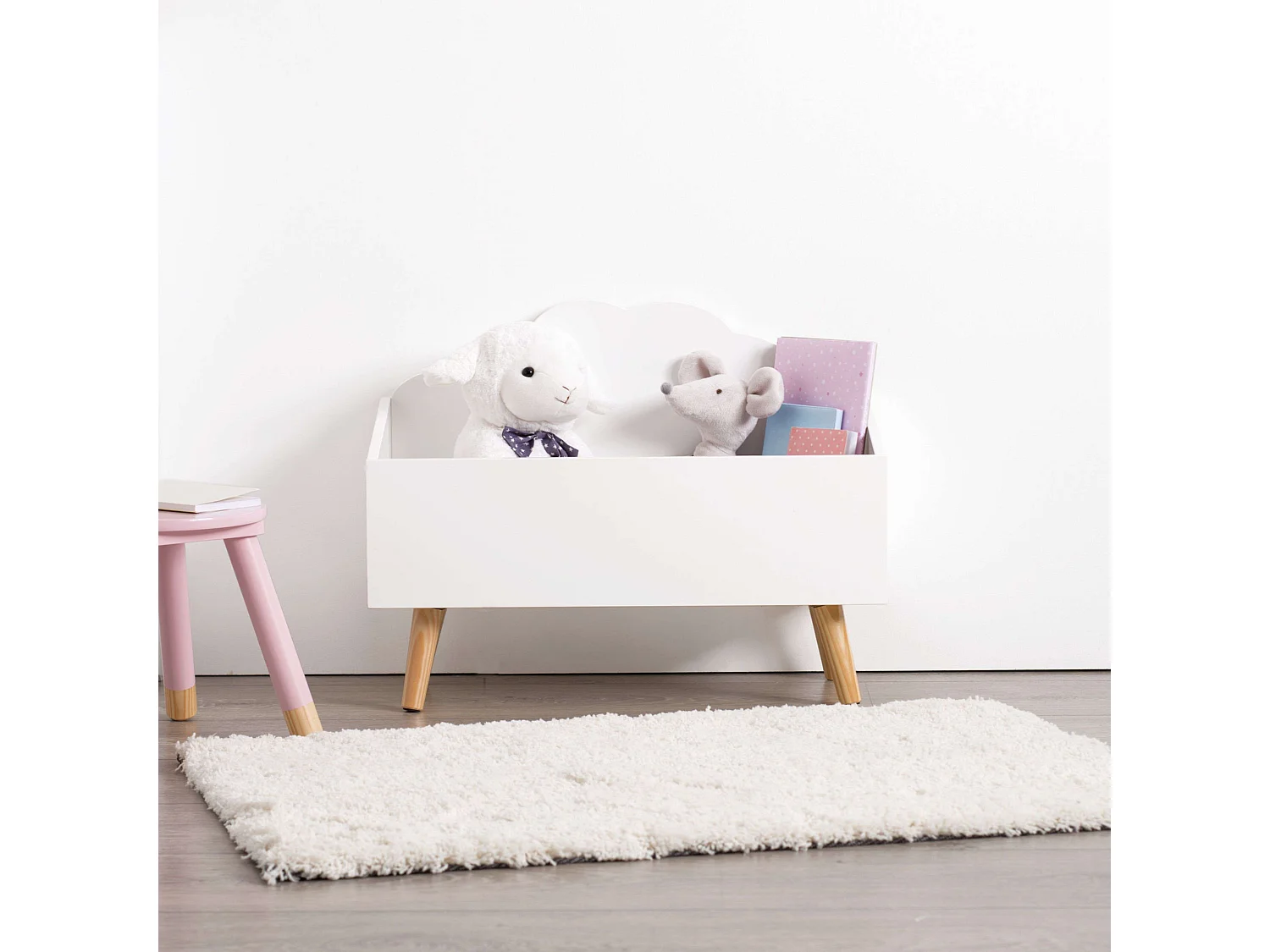 Cômoda para quarto infantil Douceur, 58 cm, melamina e pés de madeira brancos
