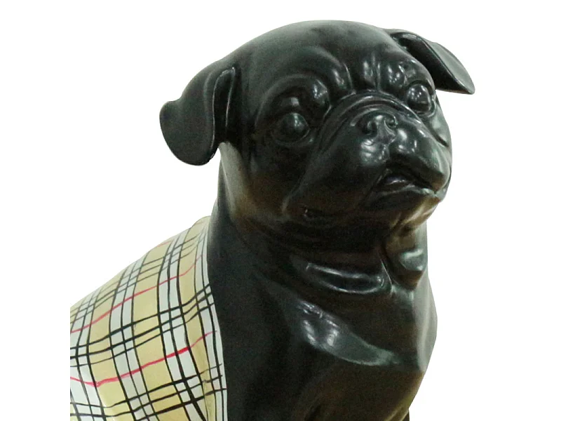 Statue chien carlin peinture noir et tartan écossais H20 cm - MIKE