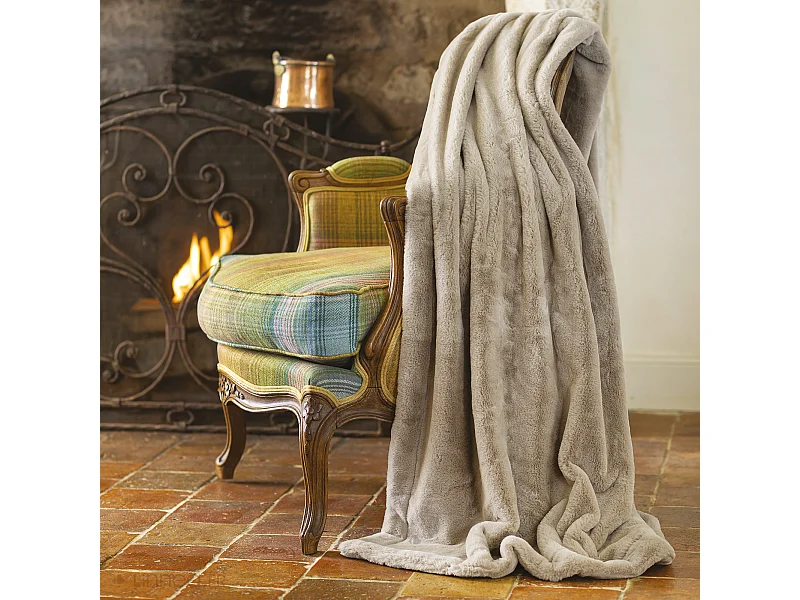 Plaid 150x200 cm en polyester MELLOW gris chanvre