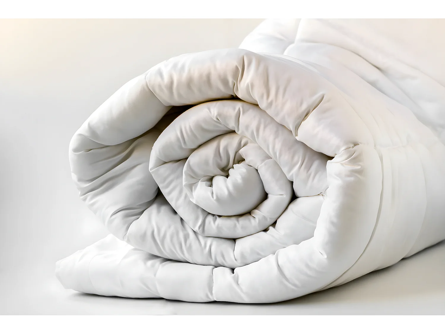 Couette 4 saisons 220 x 240 cm400g Microfibre et Polyester recyclé