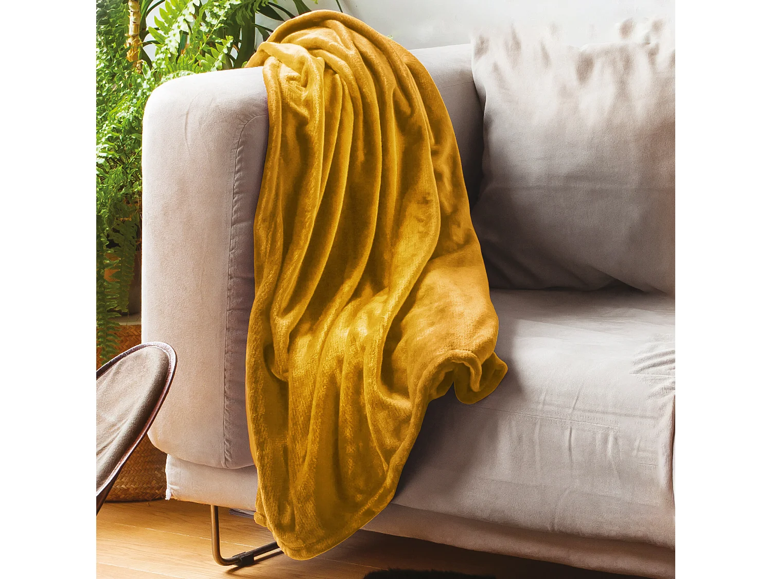Plaid polaire 150x200 cm microvelours 100% Polyester 280 g/m2 VELVET Jaune Miel