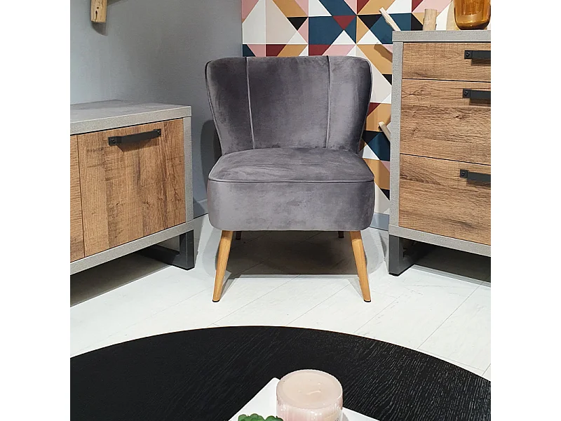 Petit fauteuil bas en velours gris style crapaud - KARLA