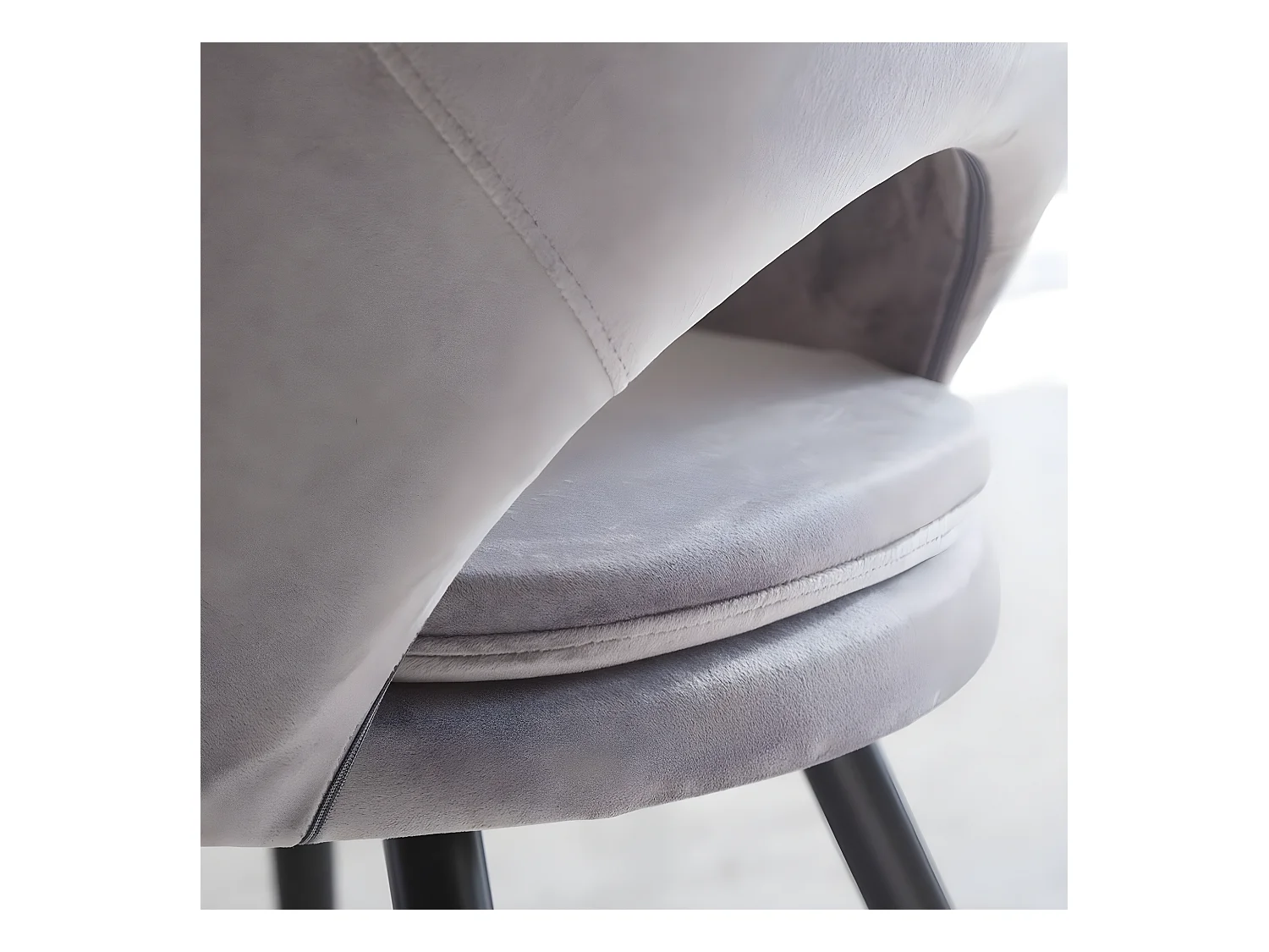 Chaise style fauteuil en velours gris souris Elouan (lot de 2)