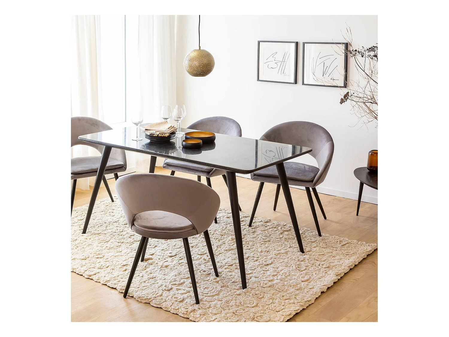 Juego de 2 sillas estilo sillón en terciopelo gris ratón Elouan, diseño escandinavo con cojín acolchado y patas de metal negro.