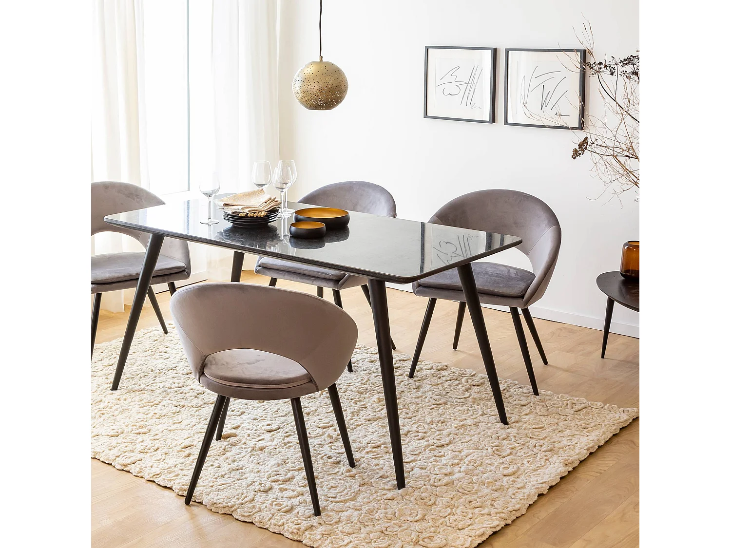 Juego de 2 sillas estilo sillón en terciopelo gris ratón Elouan, diseño escandinavo con cojín acolchado y patas de metal negro.