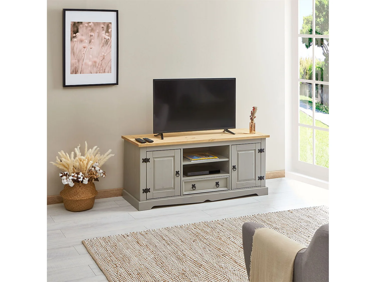 Meuble TV TEQUILA banc télé de 140 cm style mexicain avec 1 tiroir 2 niches et 2 portes, en pin massif lasuré gris et brun