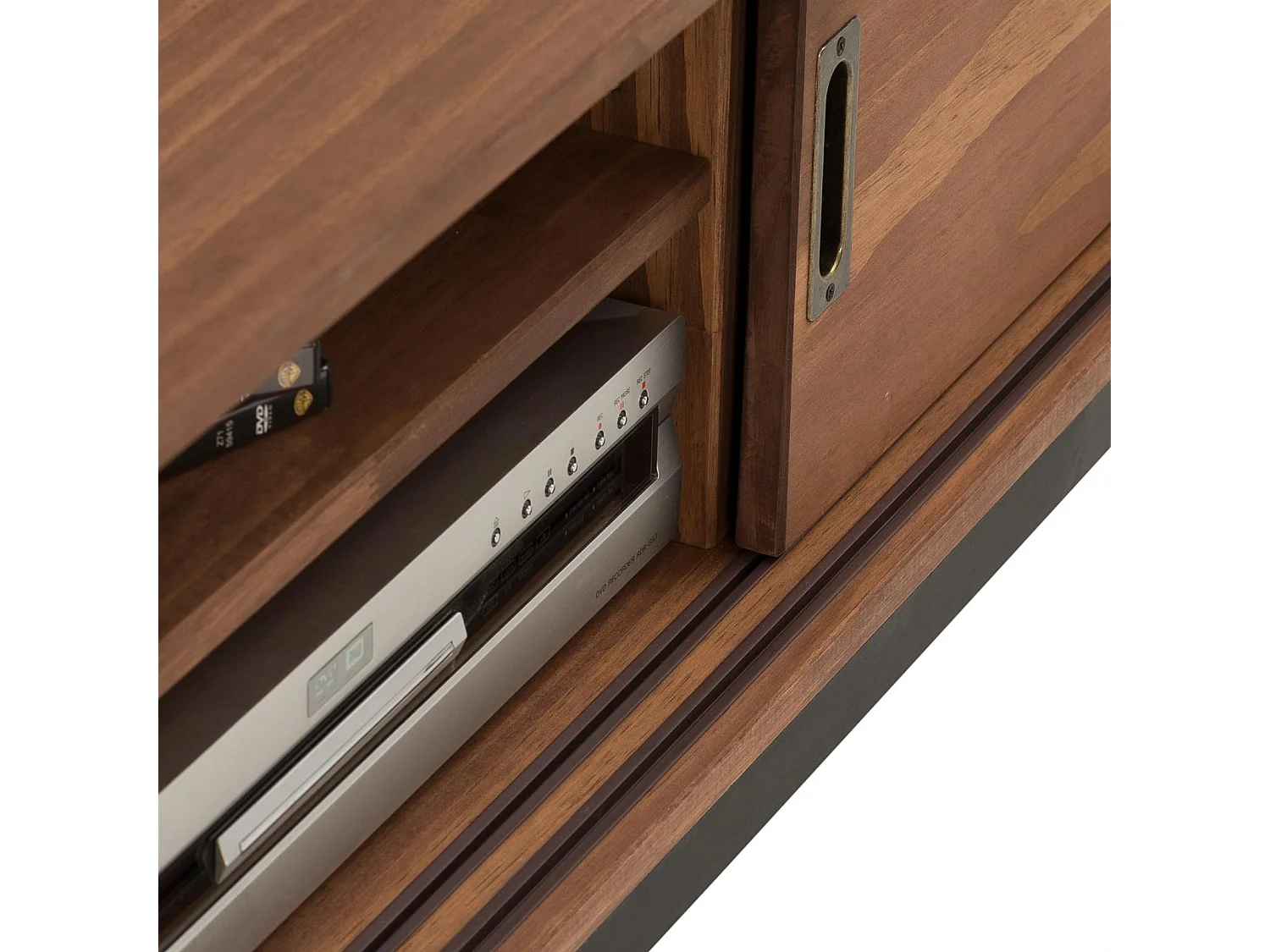 Meuble TV SELMA L 145 cm en bois massif brun foncé au style industriel design vintage avec 2 portes coulissantes