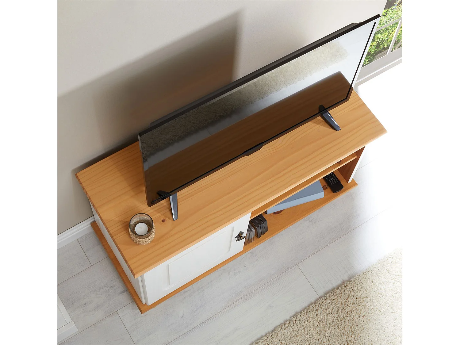Meuble TV BELFORT banc télé de 94 cm en bois avec 1 porte et 2 niches, en pin massif lasuré blanc et brun