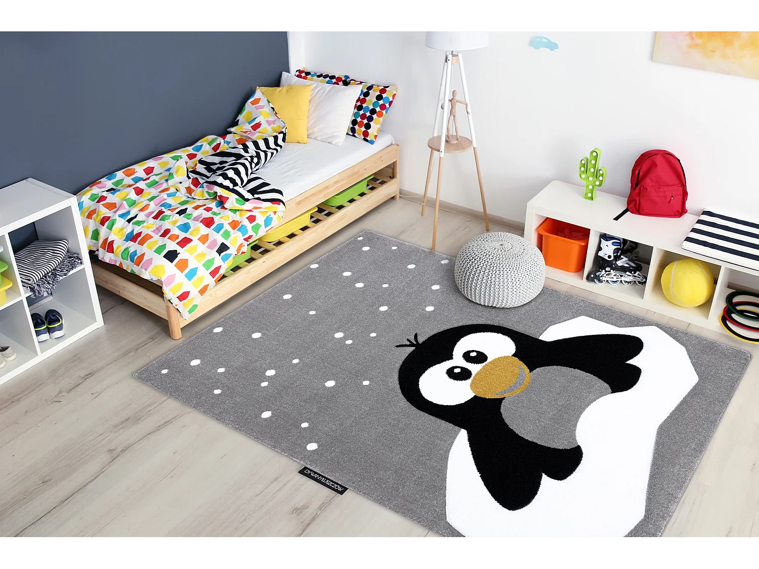 Tapijt PETIT PENGUIN PINGUÏN SNEEUW grijskleuring 180x270 cm