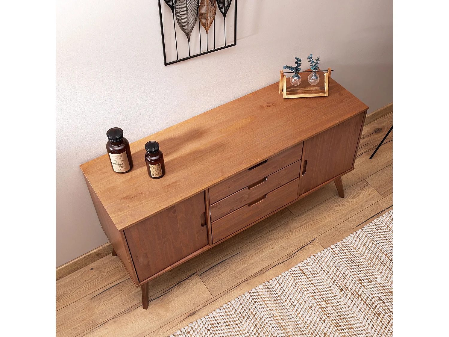 Buffet salle à manger TIVOLI L 145 cm en bois massif brun foncé avec 3 tiroirs et 2 portes battantes