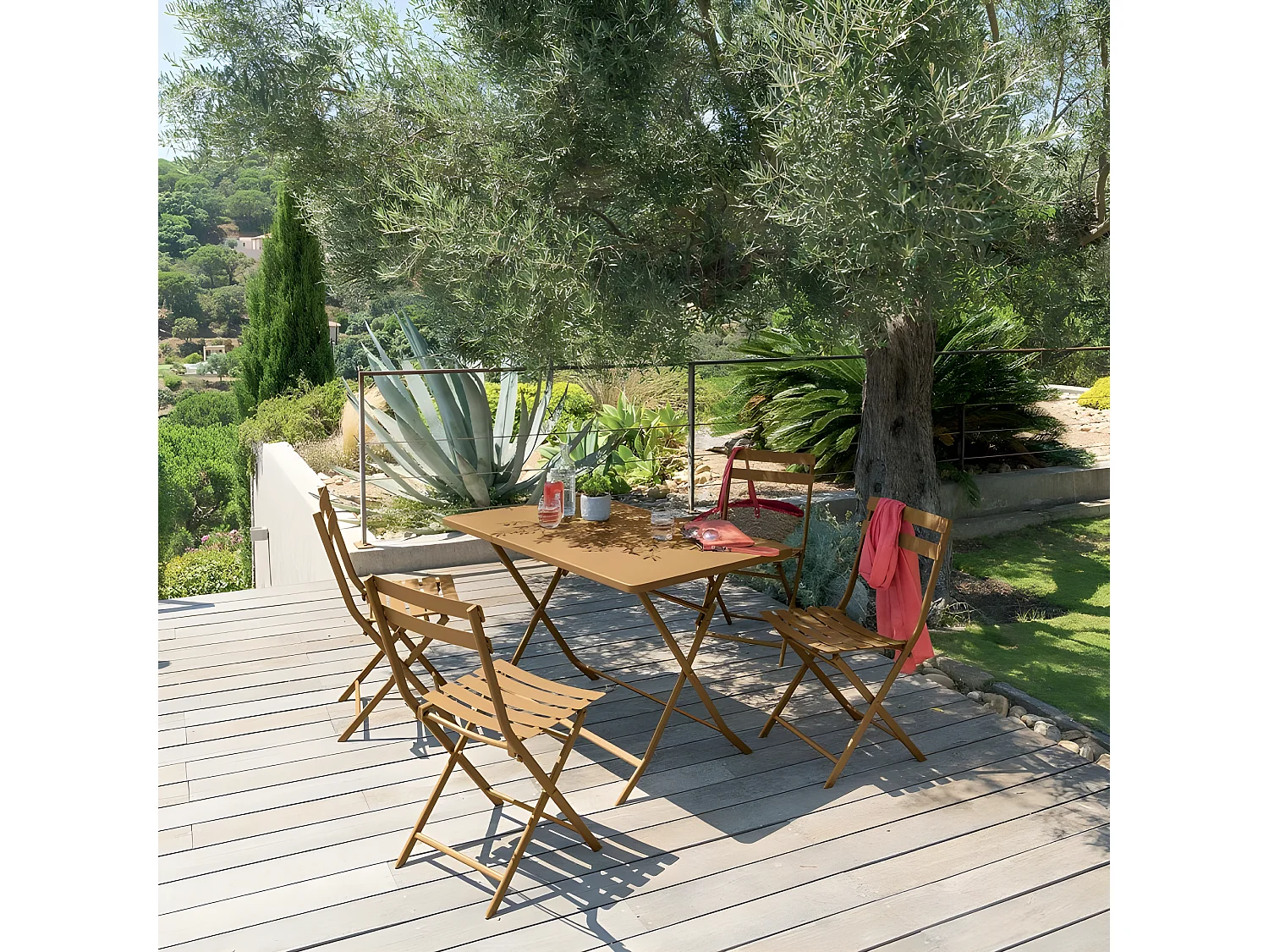 Table rectangulaire pliante Greensboro 4p ocre Hespéride - Ocre