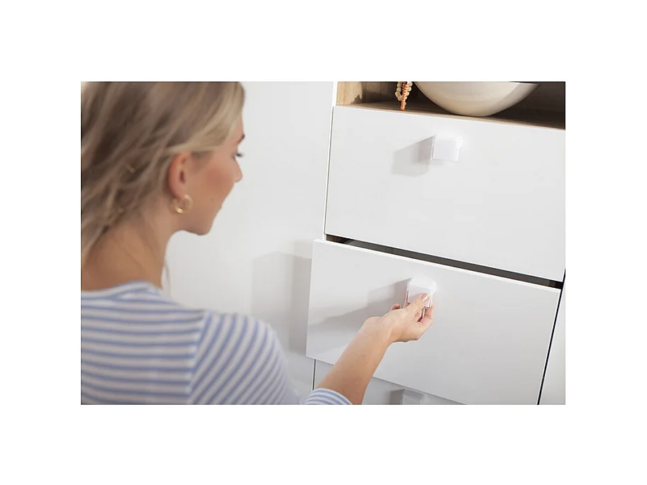 Armoire 3 portes 3 tiroirs 2 niches décor bois blanc laqué - GABRIEL