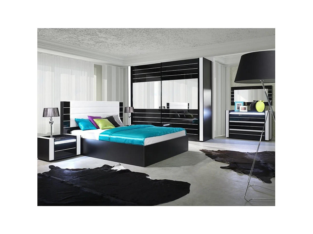 Bett LINA 160x200 schwarz und weiß glänzend mit schwarzem Kunstleder-Kopfteil – Lattenrost inklusive