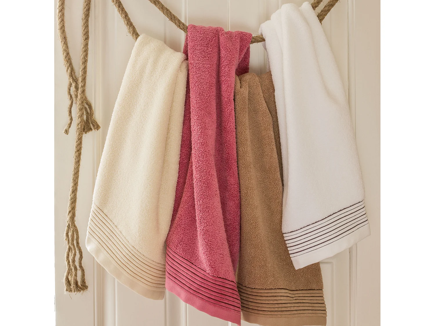 Serviette de toilette 50x100 cm JULIET Marron 520 g/m2