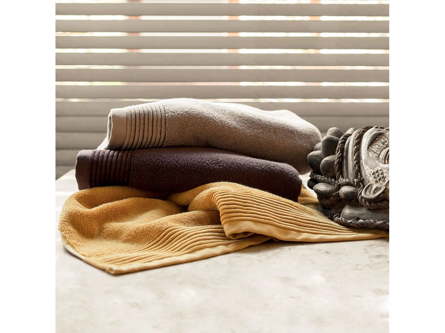 Serviette de toilette 50x100 cm JULIET Marron 520 g/m2