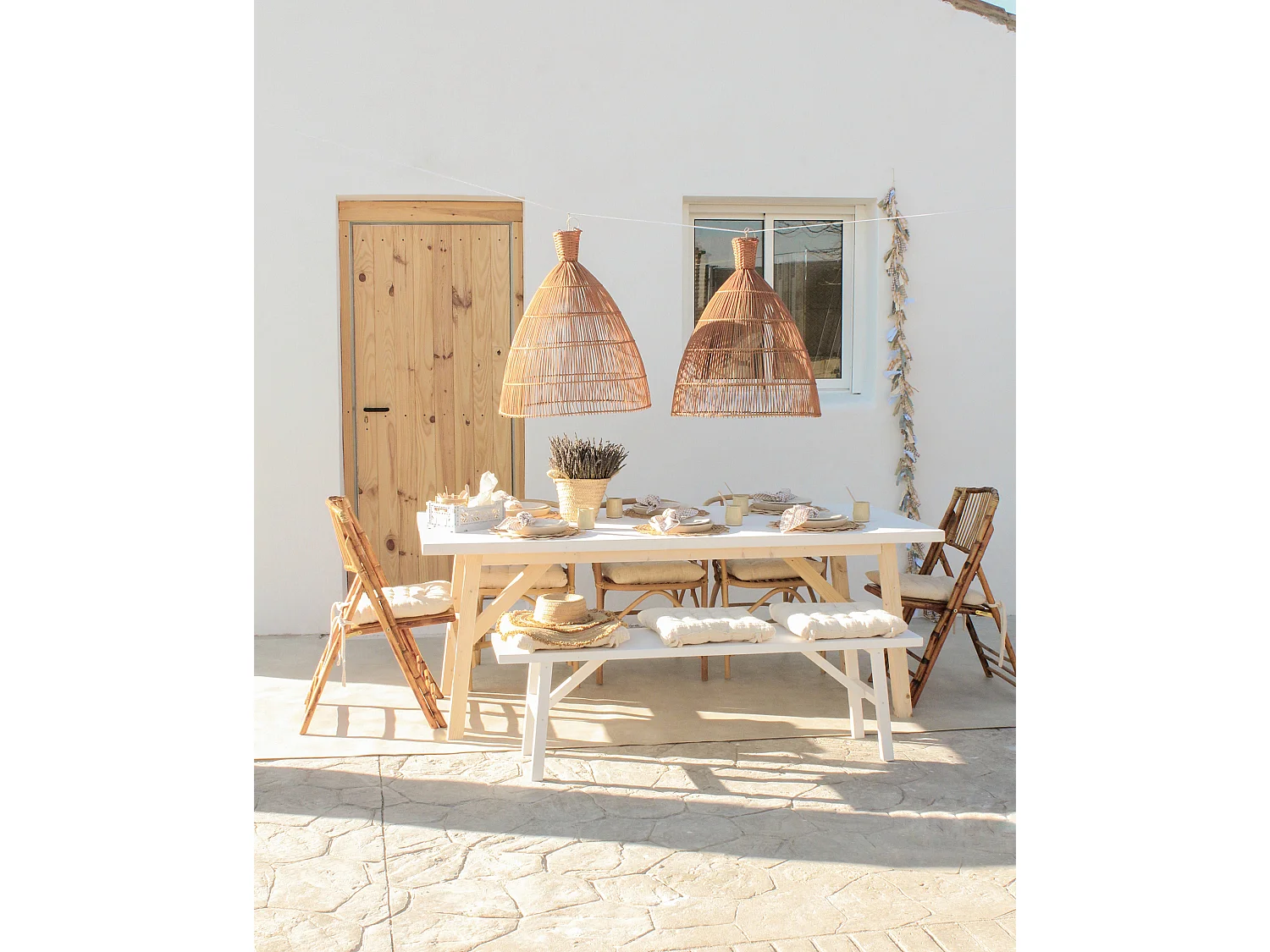 Banqueta de madera maciza en tono blanco de 120x45cm - SIEP - DECOWOOD