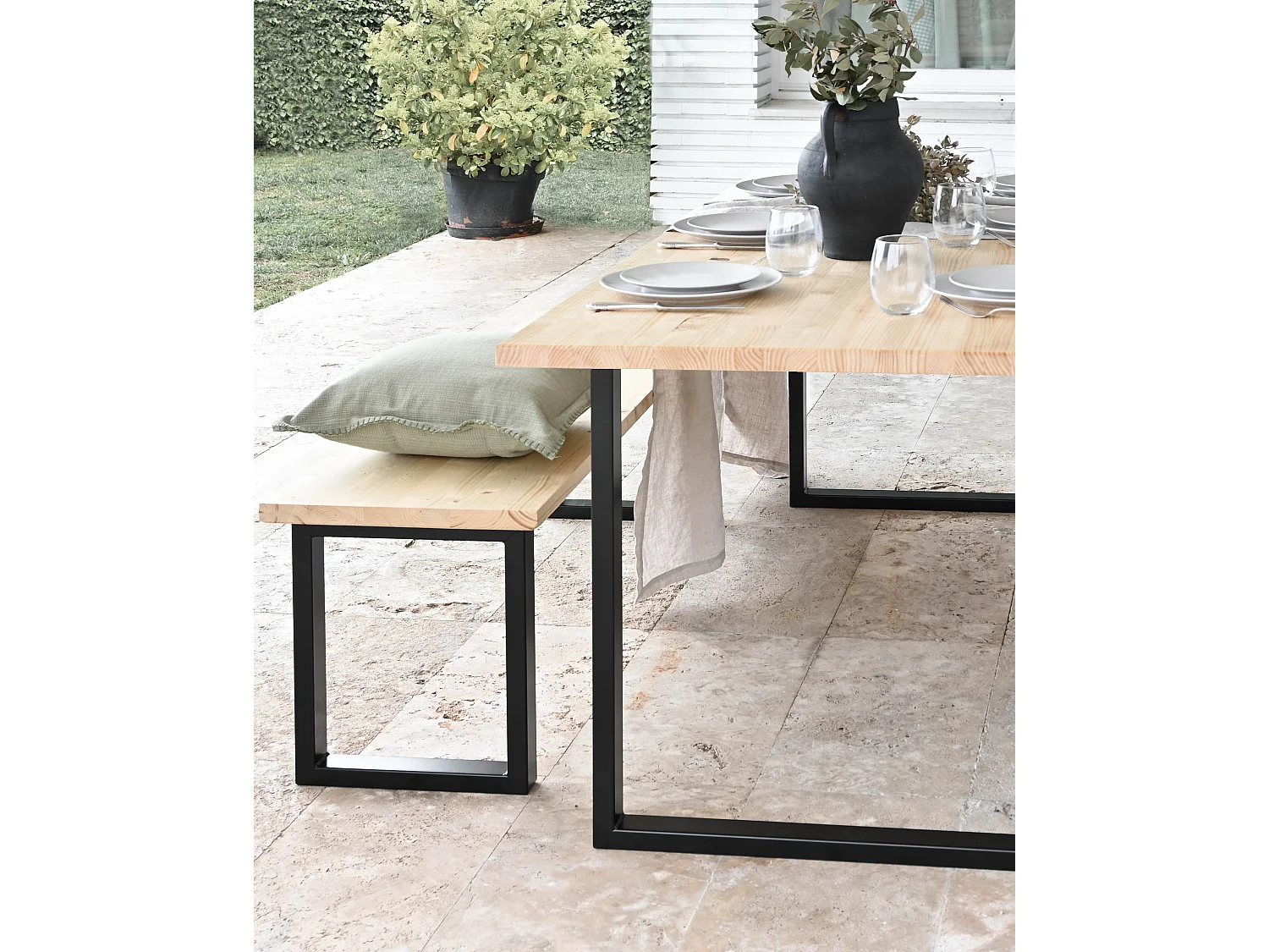 Banc en bois de pin et fer naturel et noir 100x45cm