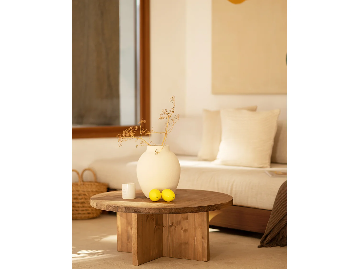 Tavolo basso rotondo in legno massello in tono marrone Ø80x33,2cm - TOKYO - DECOWOOD