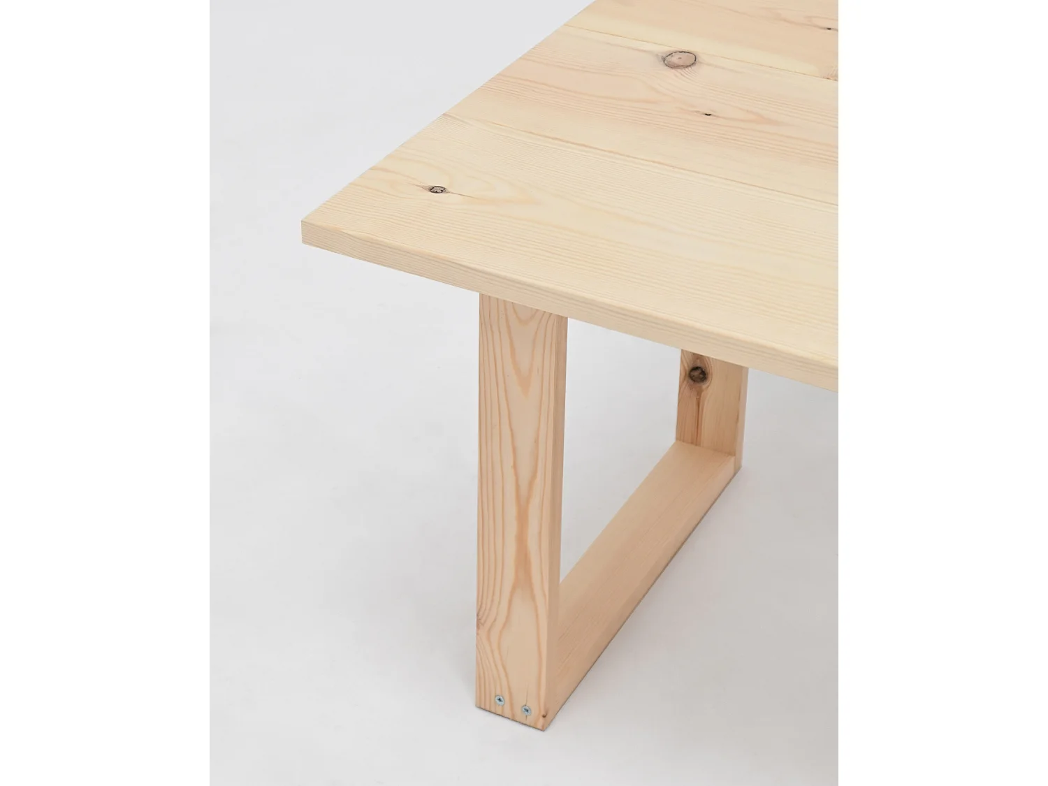 Table basse en bois de pin naturelle 120x45cm - BIELSA - DECOWOOD