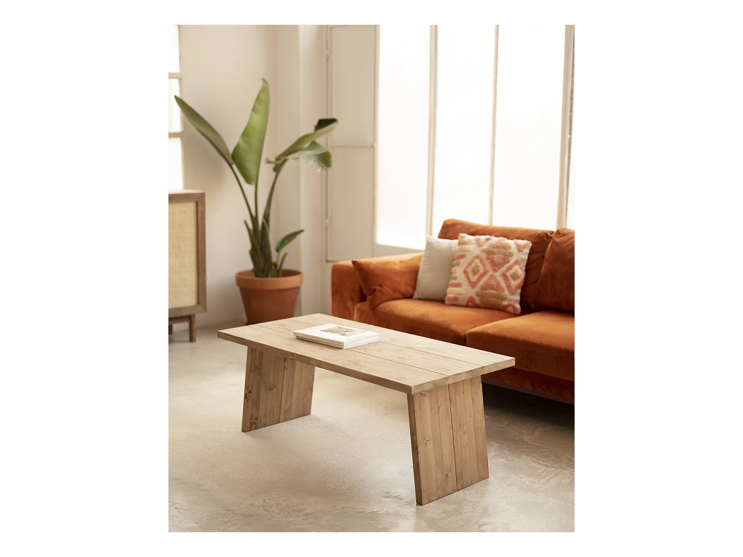 Table basse en bois de pin vieilli 120x45cm - FRIDA - DECOWOOD