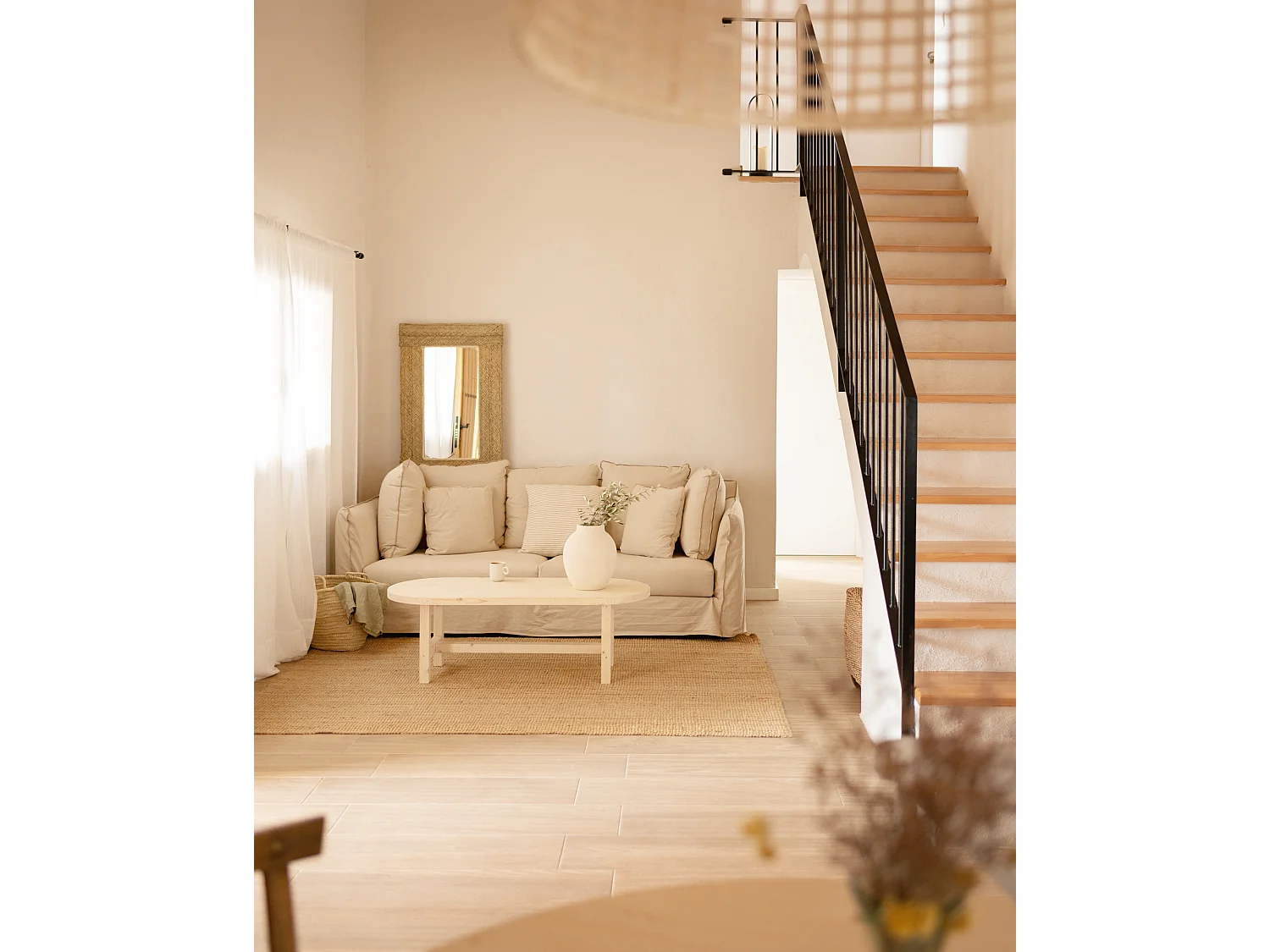 Table basse en bois de sapin naturel 120x40cm - OLIVIA - DECOWOOD