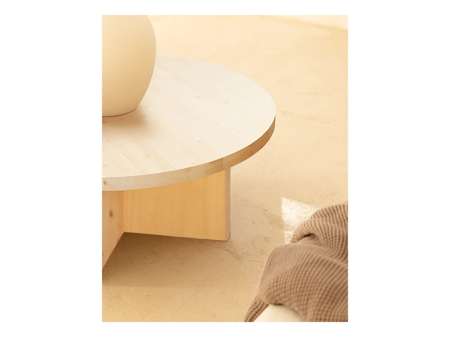 Mesa de centro redonda de madera de abeto Decowood color natural de Ø80cm - TOKYO - DECOWOOD