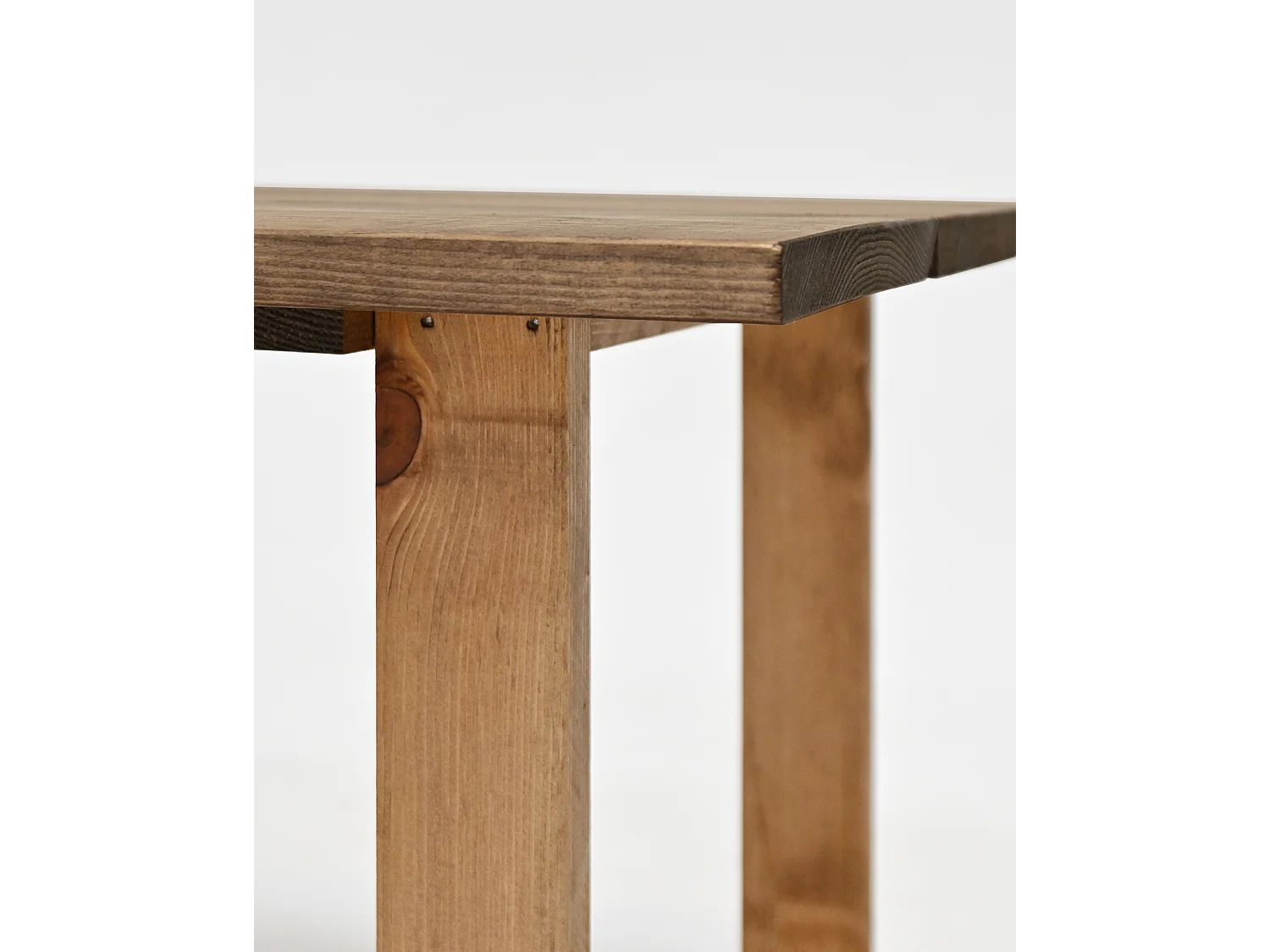 Table basse en bois de pin vieilli 120x45cm - BIELSA - DECOWOOD