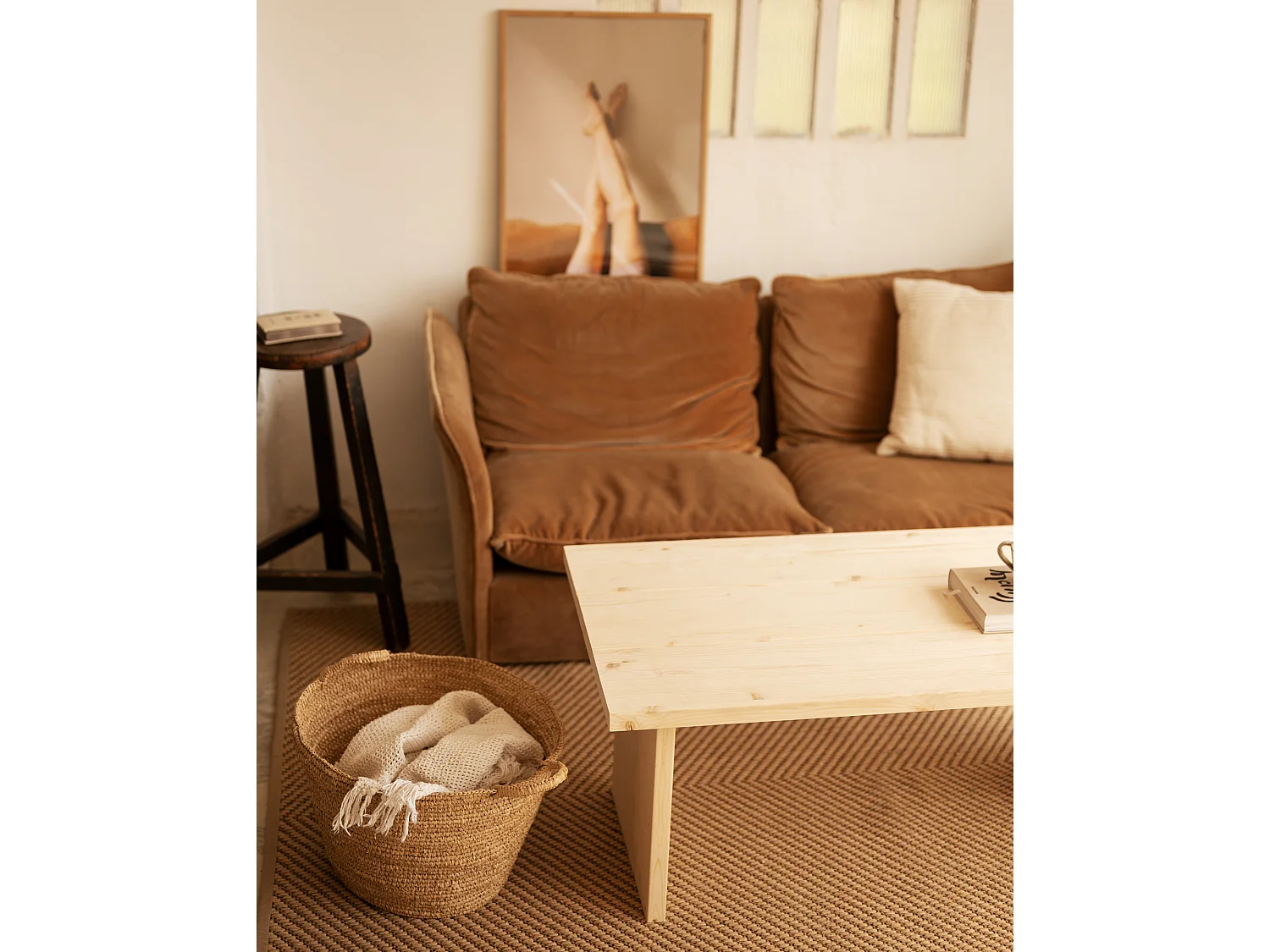 Tavolo basso rettangolare in legno massello in tono naturale 120x47cm - FRIDA - DECOWOOD