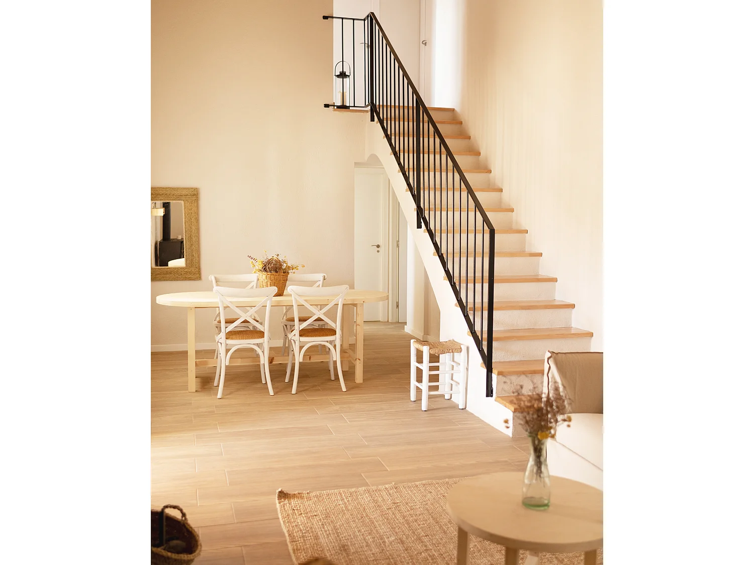 Mesa de comedor de madera maciza de abeto ovalada Decowood en tono natural de 180x80cm - OLIVIA - DECOWOOD