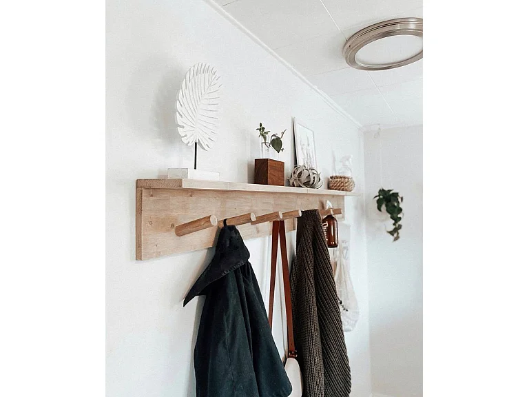 Appendiabiti da parete in legno massello in tono naturale 61x9,5cm - KATE - DECOWOOD