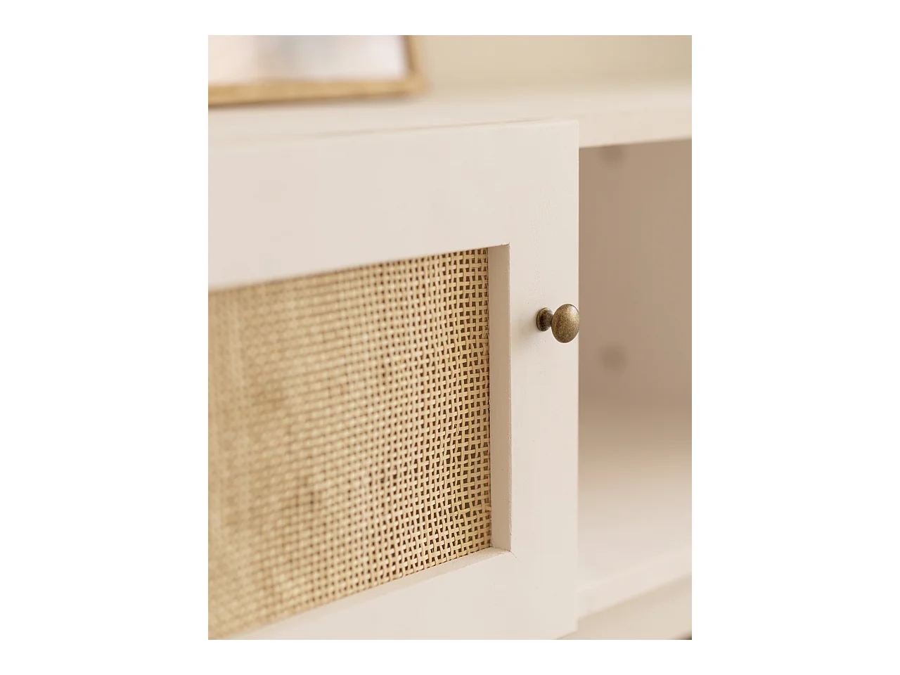 Meuble TV en bois de sapin et raphia avec 2 portes en blanc 150x40cm - FRIDA - DECOWOOD