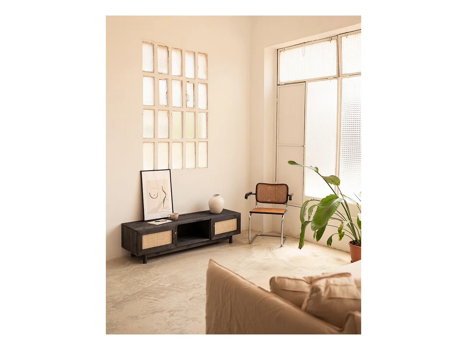 Mobile TV in legno massello a 2 ante in tono nero 150x40cm - FRIDA - DECOWOOD