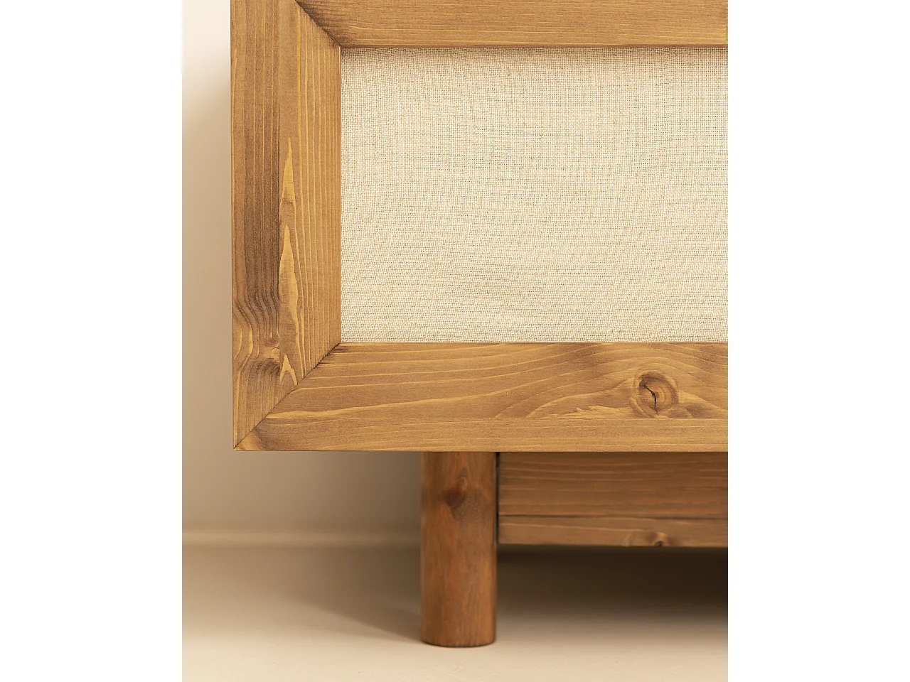 Meuble TV en bois de sapin vieilli 150x40cm - LINEN - DECOWOOD