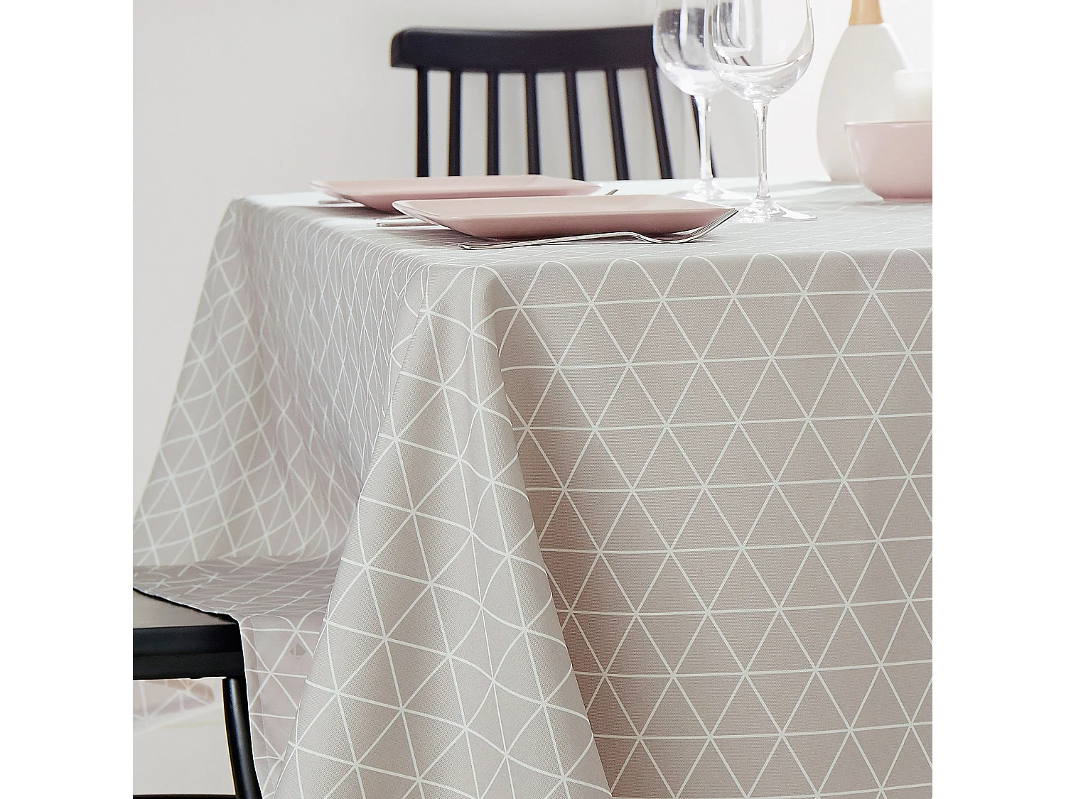 Nappe rectangle 150x200 cm imprimée 100% polyester PACO géométrique gris Argent