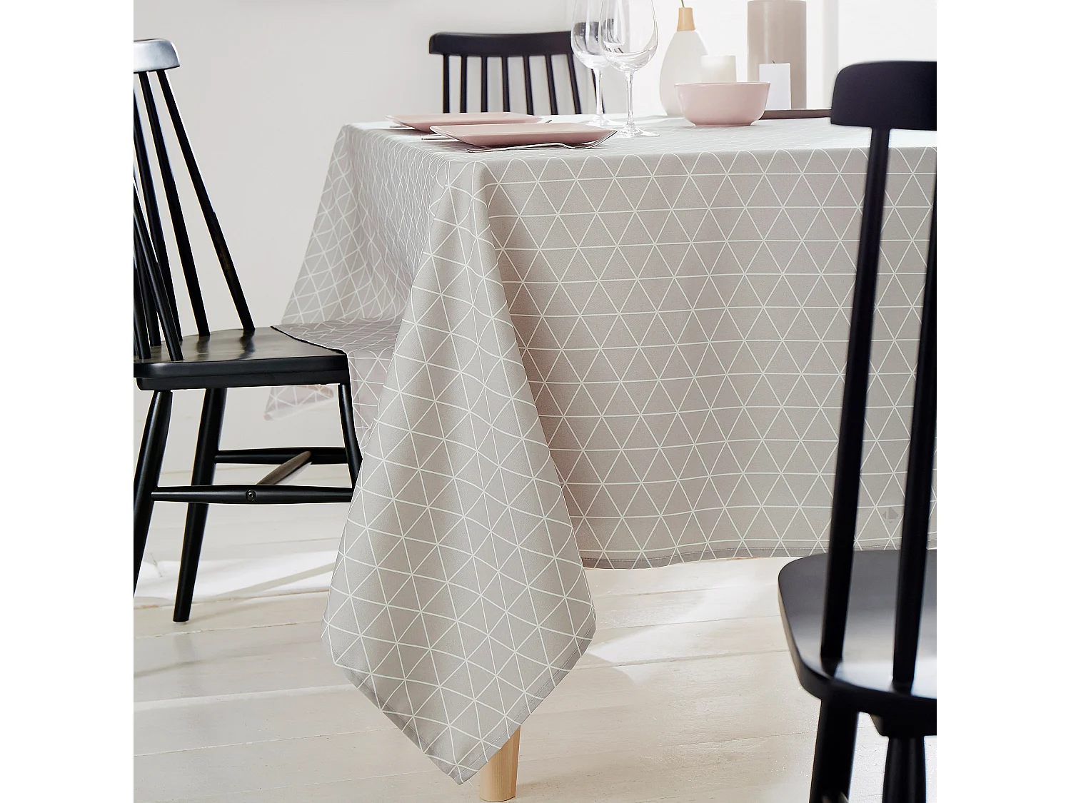 Nappe rectangle 150x250 cm imprimée 100% polyester PACO géométrique gris Argent