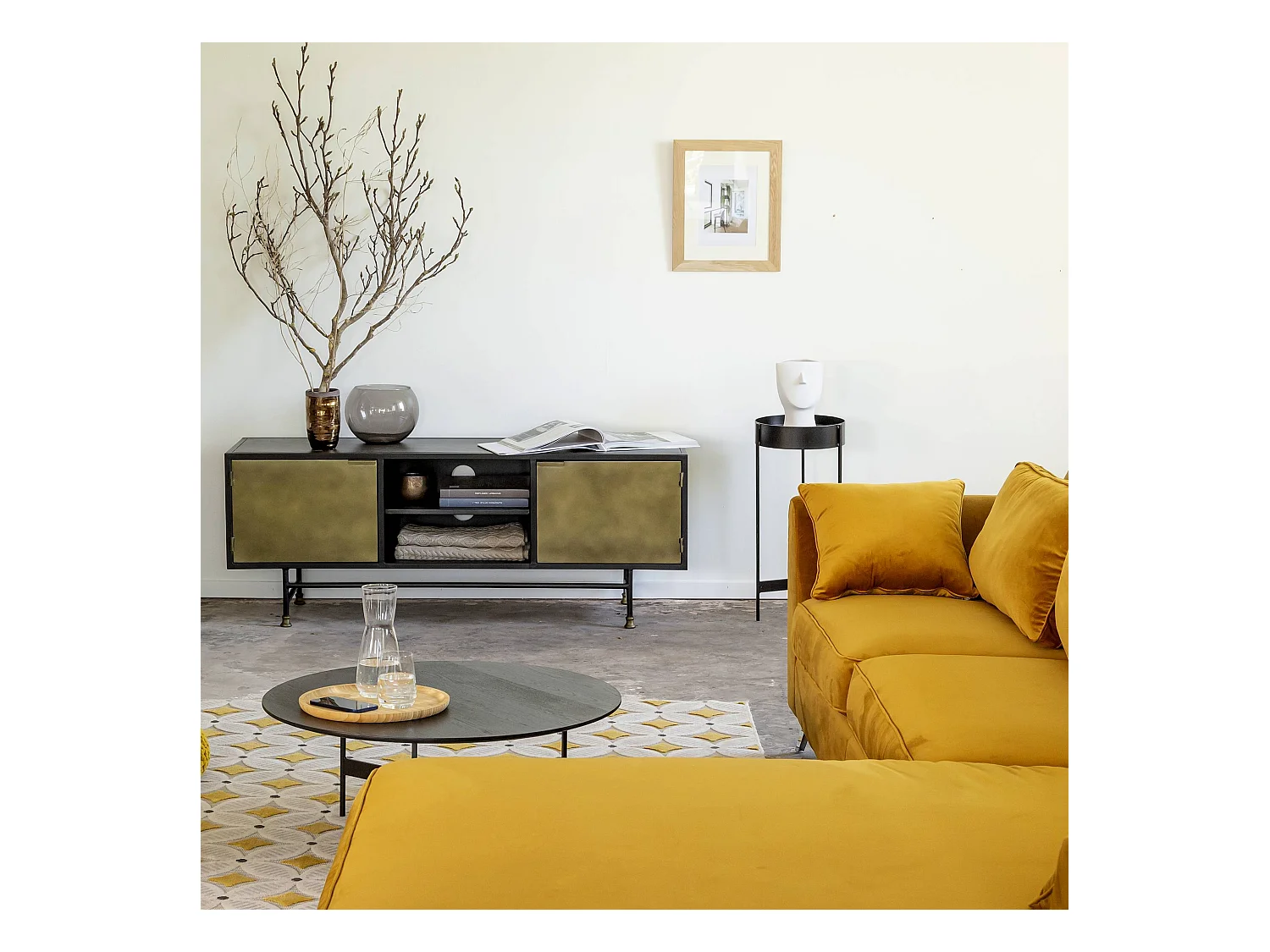 Meuble TV en laiton et métal Janelle