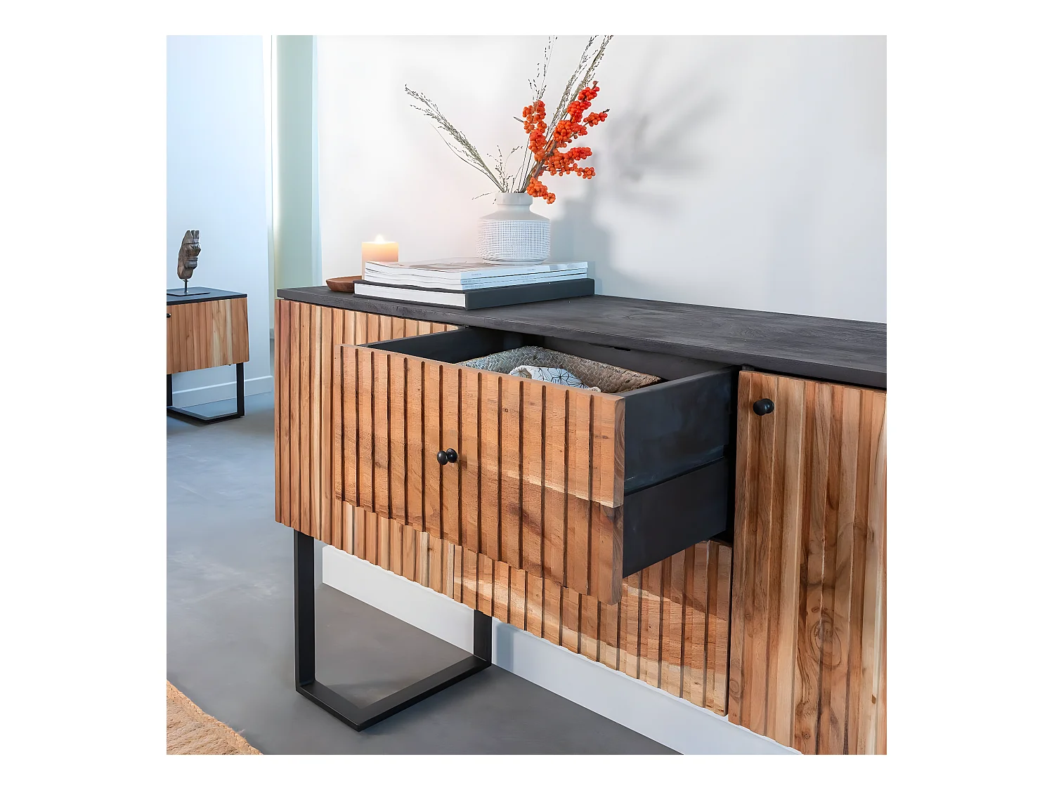 Buffet en bois d'acacia et métal Pippa