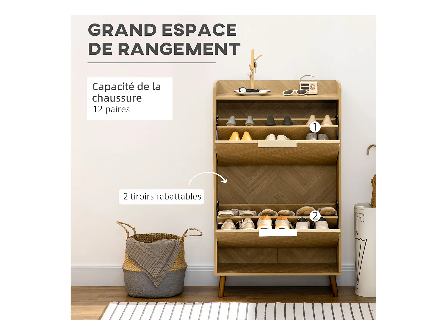 Meuble à chaussures design scandinave 2 portes abattantes 3 étagères piètement effilé incliné bois hévéa panneaux aspect chêne clair chevrons