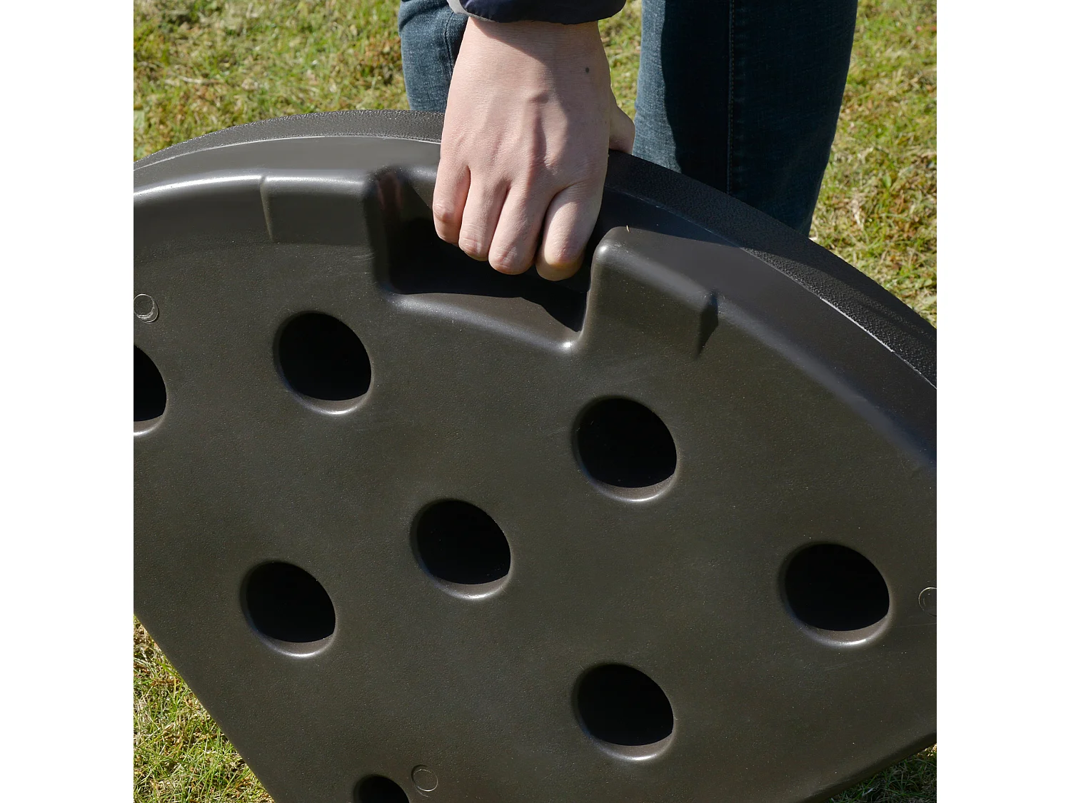 Lot de 4 poids de lestage pour parasols déportés dim. totales 100L x 100l x 10H cm HDPE café