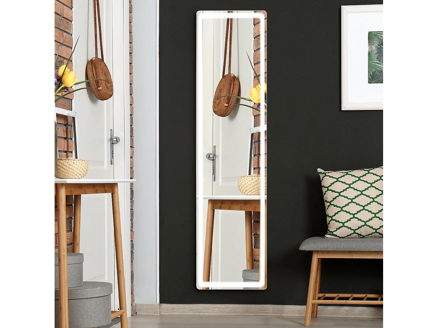 Miroir LED sur pied ou mural au choix - intensité et couleur réglable - télécommande incluse - verre alu. noir