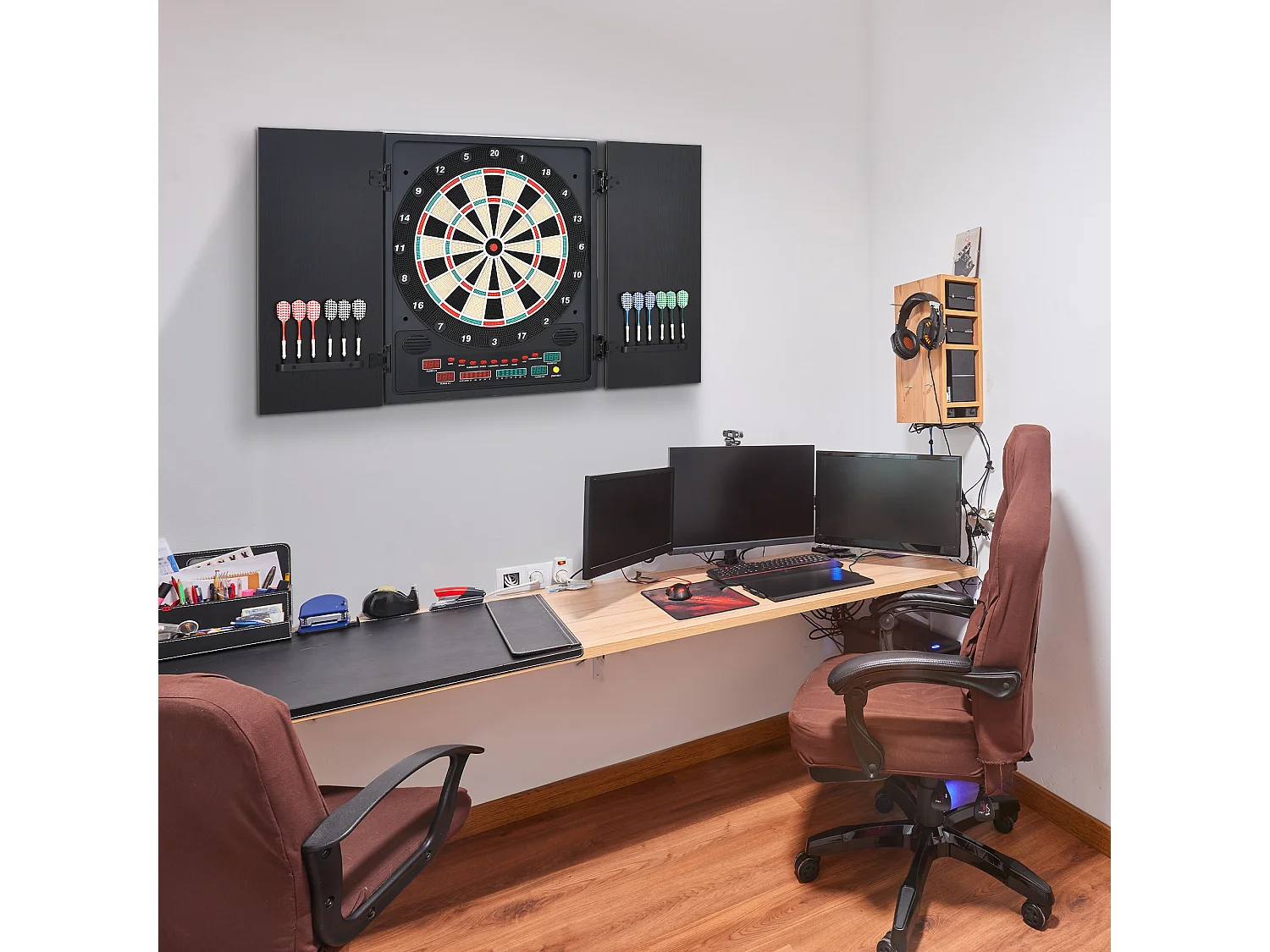 Cible jeu de fléchettes électronique refermable 27 jeux 202 variations jusqu'à 8 joueurs affichage LED haut-parleur noir